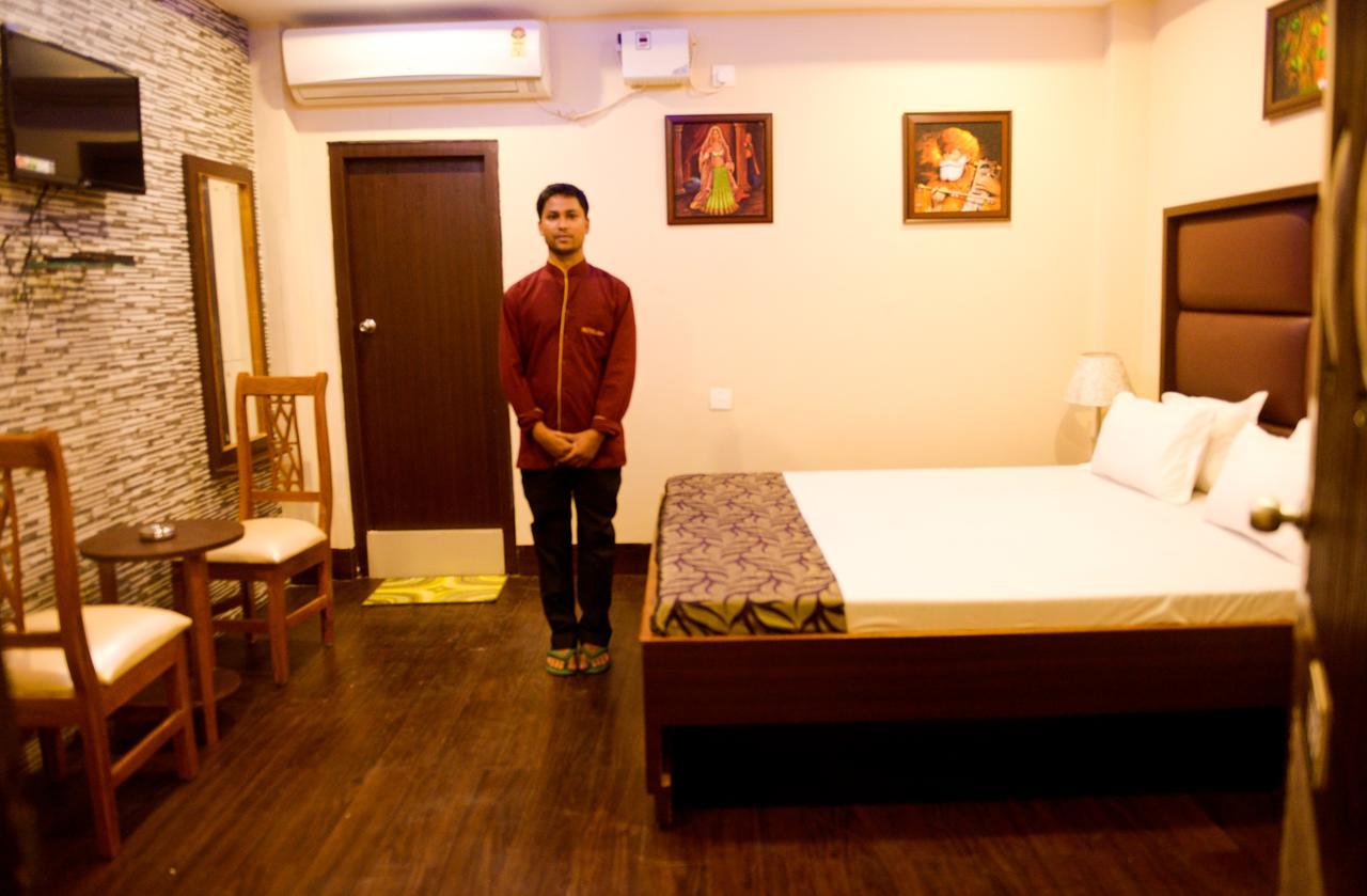 Hotel Mm กูวาฮาติ ภายนอก รูปภาพ